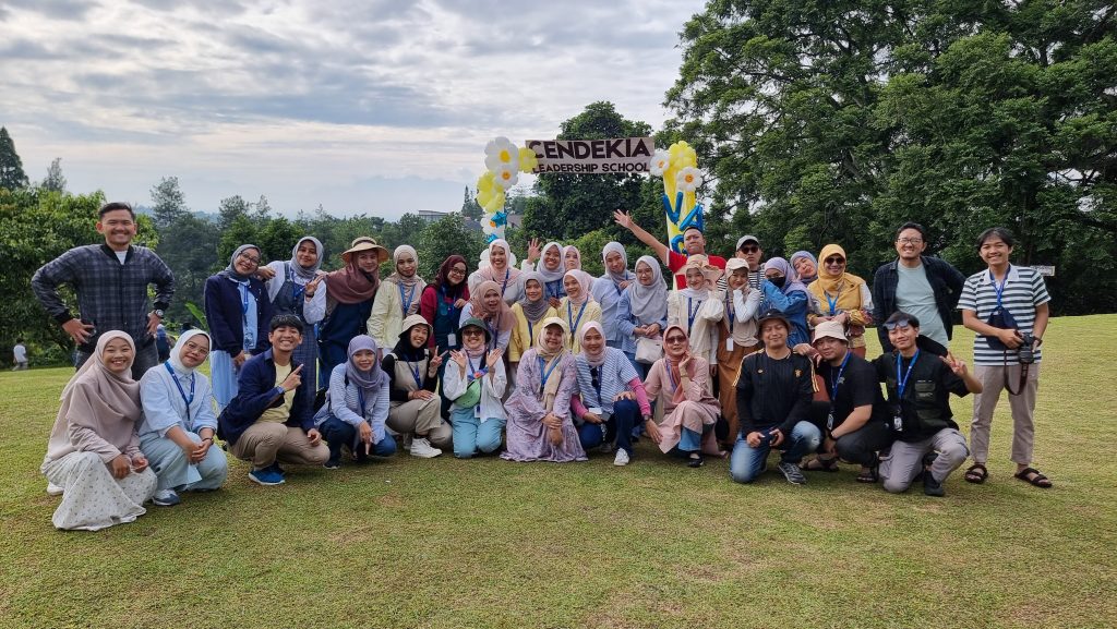 Guru Cendekia Leadership School Bandung Sekolah Unggul Guru Cendekia Leadership School Bandung Sekolah Unggul